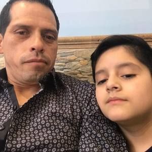 Meet your Posher, Luis